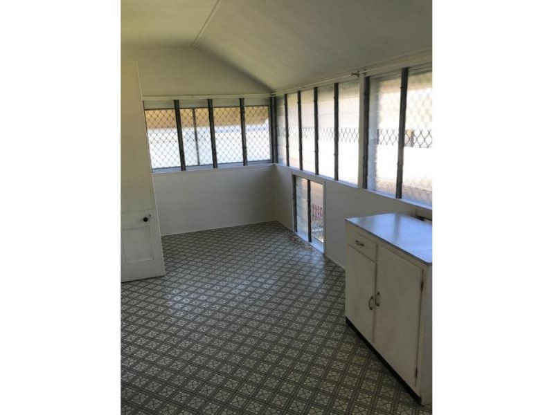 10 Oswald Street, Allenstown QLD 4700